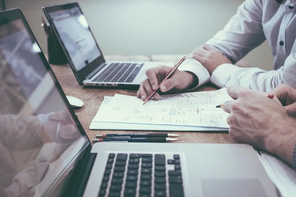 Estrategias de posicionamiento de marca digital para 2025